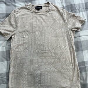Express Tan Short Sleeve Tee with Textured Pattern